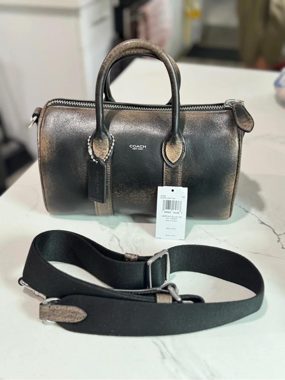 NWT - Coach - Compass 25 - Loved Leather - Picture 1 of 7
